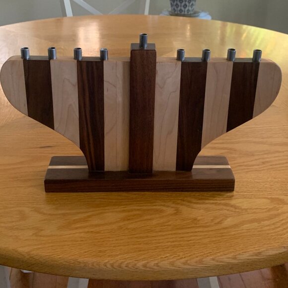 Hanukkah Menorah Hand Crafted Hardwoods Hannukiah Judaica Chanukah - Picture 3 of 6